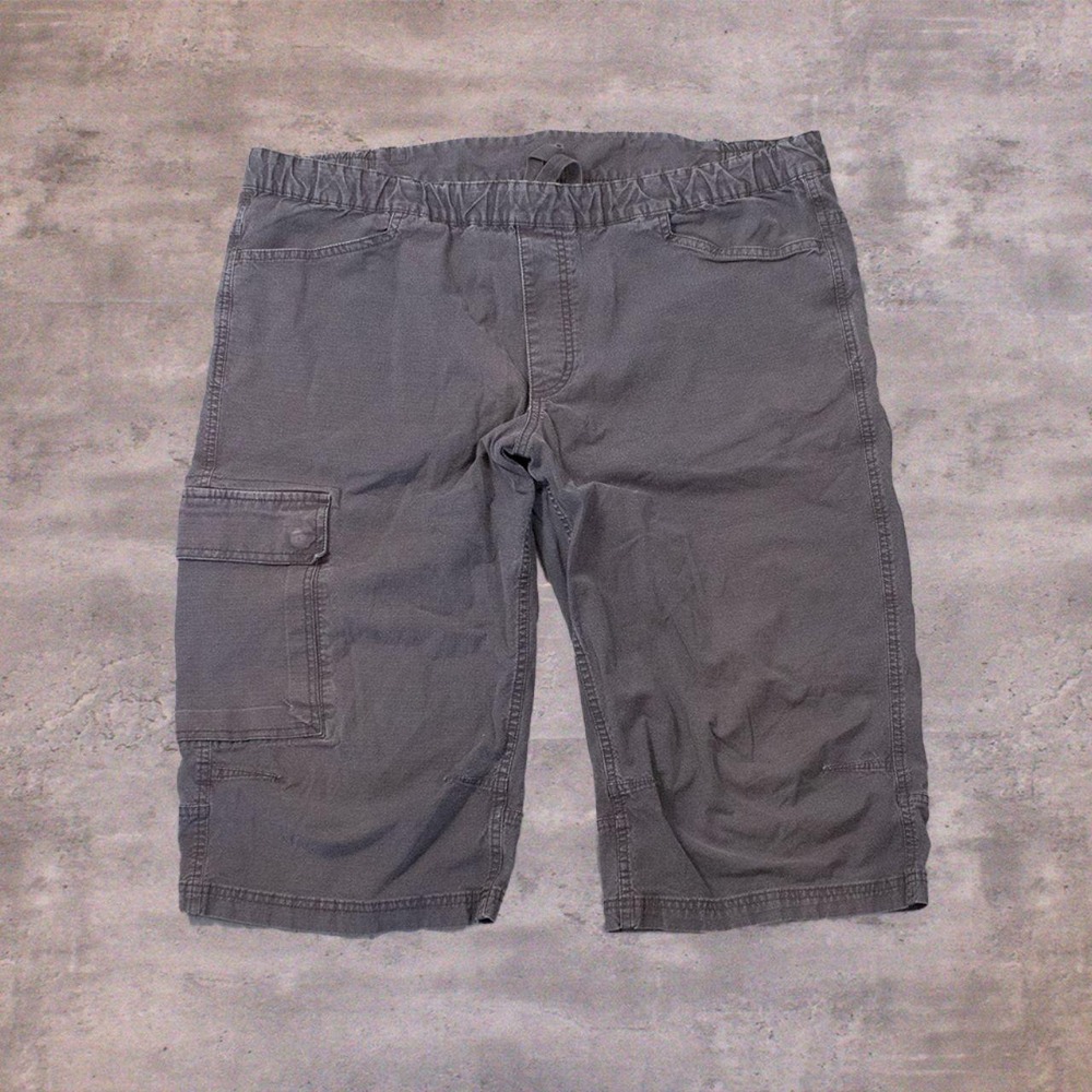 Vintage VTG Y2K 2000's Mountain Equipment Co-op Baggy Relax Fit Long Grey Shorts